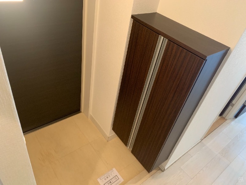 玄関　箱
