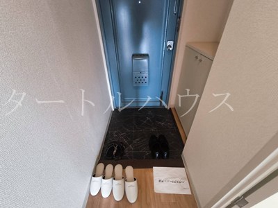 ビューテラス畷 AB棟の玄関写真
