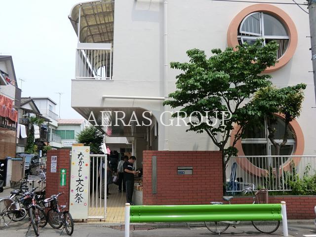 幼稚園・保育園　なかよし保育園（幼稚園・保育園）まで221m