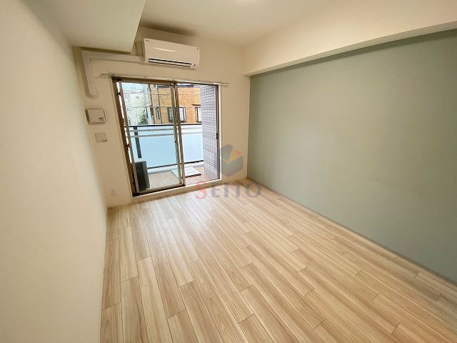 阪神本線 姫島駅 徒歩5分 10階建 築4年の居間写真