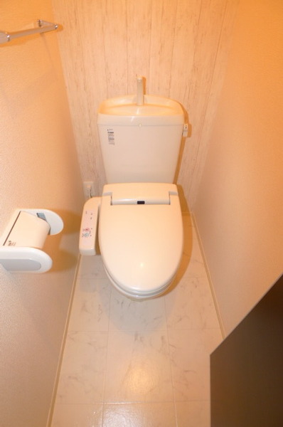 サンボナールのトイレ写真