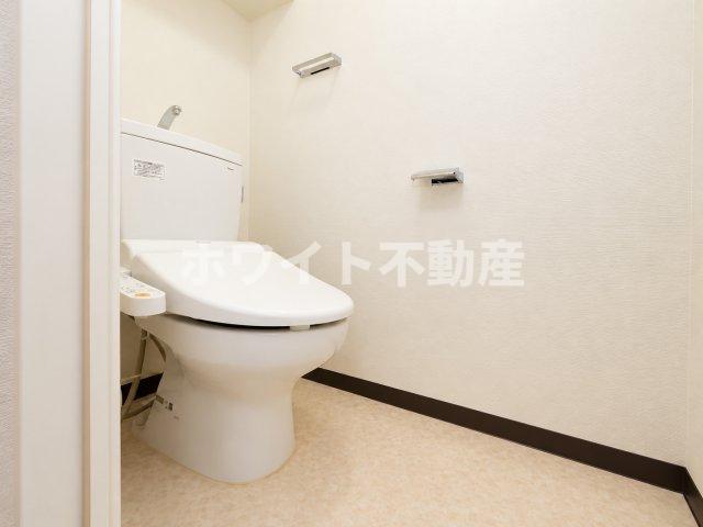 地下鉄中央線 堺筋本町駅 徒歩11分 15階建 築12年のトイレ写真