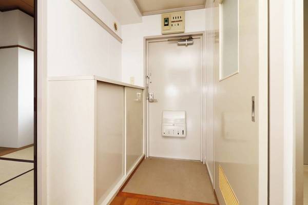 玄関　ビレッジハウスの同一物件・同一タイプの間取りの写真です