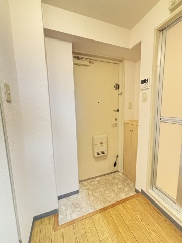 灘南ビルの玄関写真