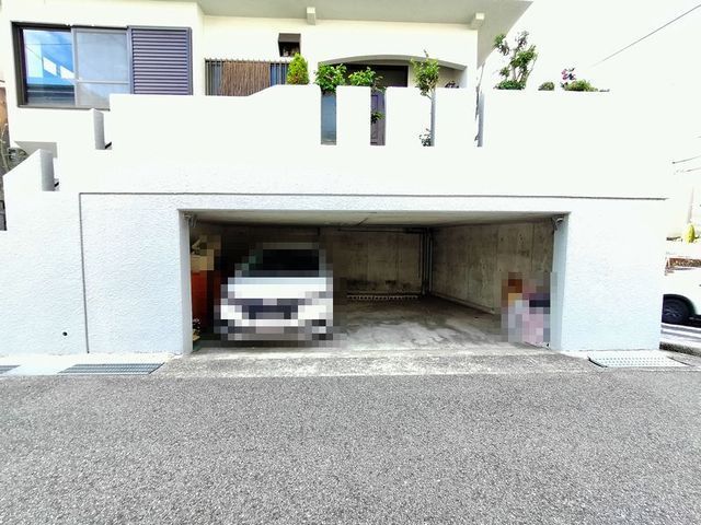 駐車場　堀込車庫
