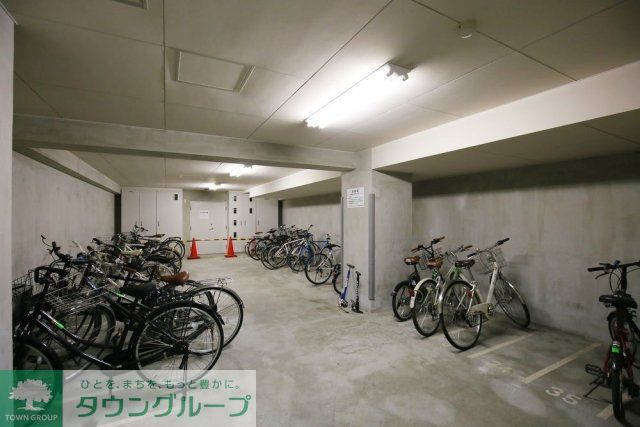 駐車場　駐輪場