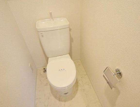 レジディア調布のトイレ写真