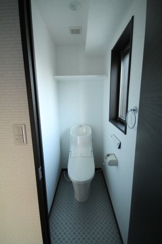 トイレ　※同間取り　別階　参考写真