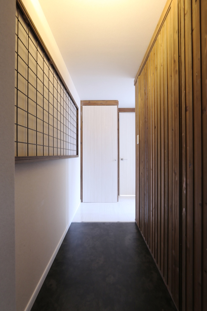 玄関　見せる収納棚として利用可能☆アレンジ自在な玄関壁面