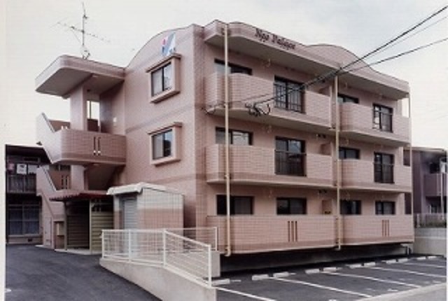 鹿児島市小野のマンションの建物外観