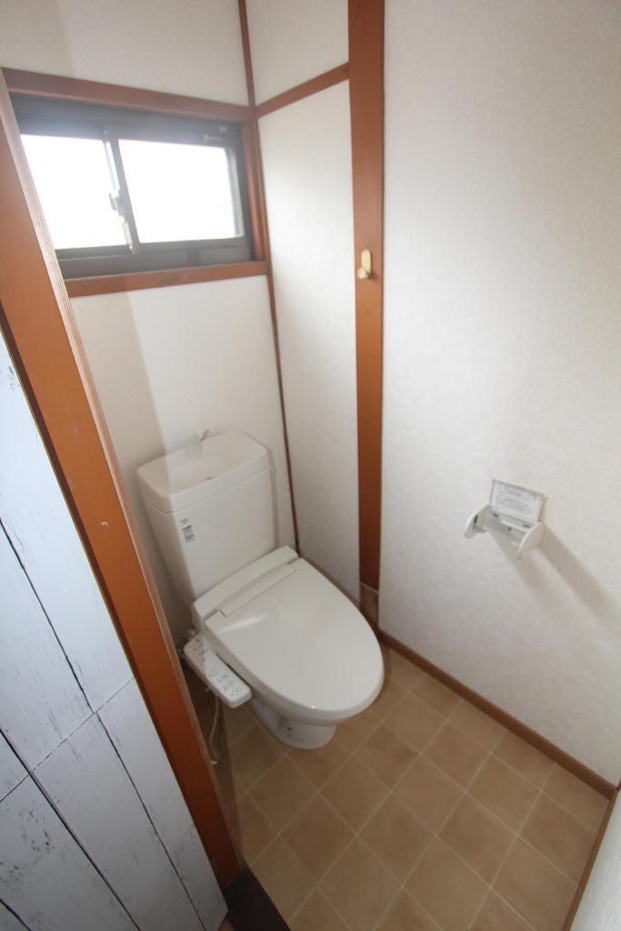 天川町日幸住宅のトイレ写真