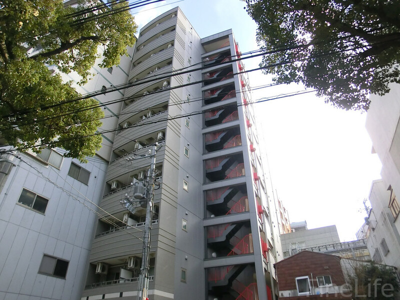 神戸市中央区元町通のマンションの建物外観