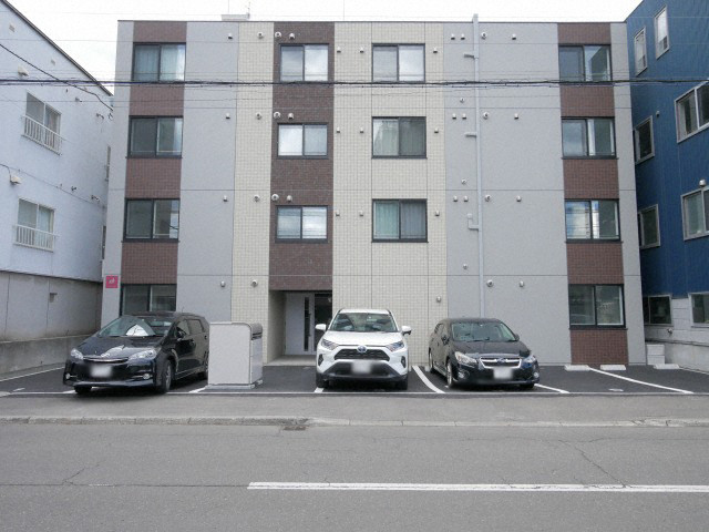 北海道札幌市中央区南十七条西８（マンション）の賃貸物件の外観