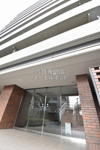 尼崎市潮江のマンションの建物外観