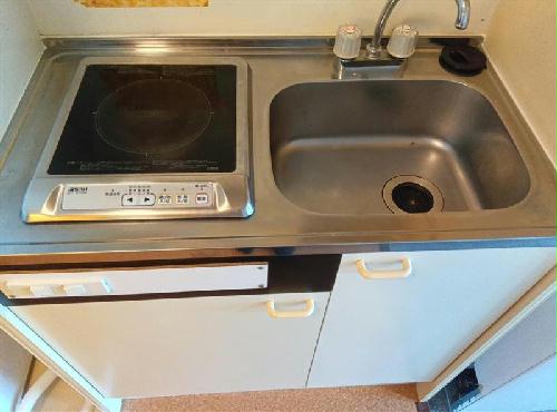 キッチン　備品や設備仕様は号室等により異なります現地をご確認ください。