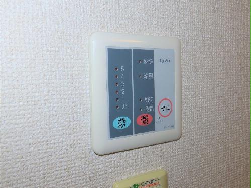 洗面設備　浴室乾燥機能付き