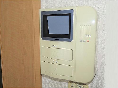 セキュリティ　モニター付きインターホンあり