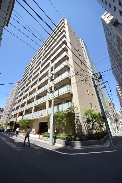 【中央区日本橋堀留町のマンションの建物外観】