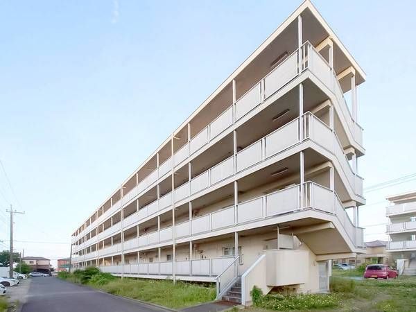 横浜市旭区善部町のマンションの建物外観