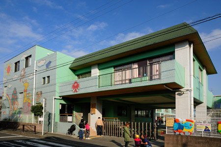 【川崎市幸区南加瀬のマンションの幼稚園・保育園】