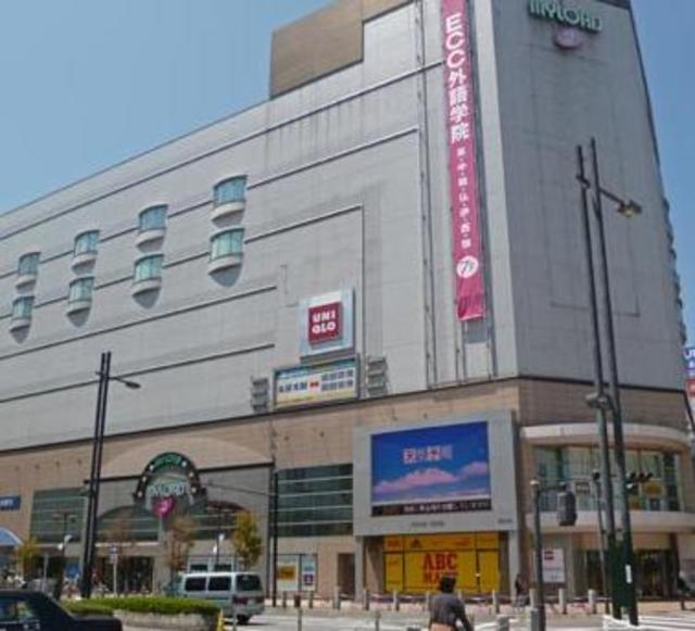 【厚木市旭町のマンションのショッピングセンター】