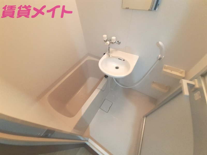 バス・シャワールーム　バス