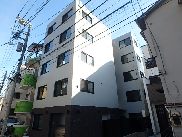 【ラフォート板橋本町の建物外観】