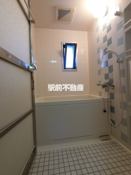 バス・シャワールーム　写真は同型別室