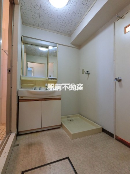 洗面設備　写真は同型別室