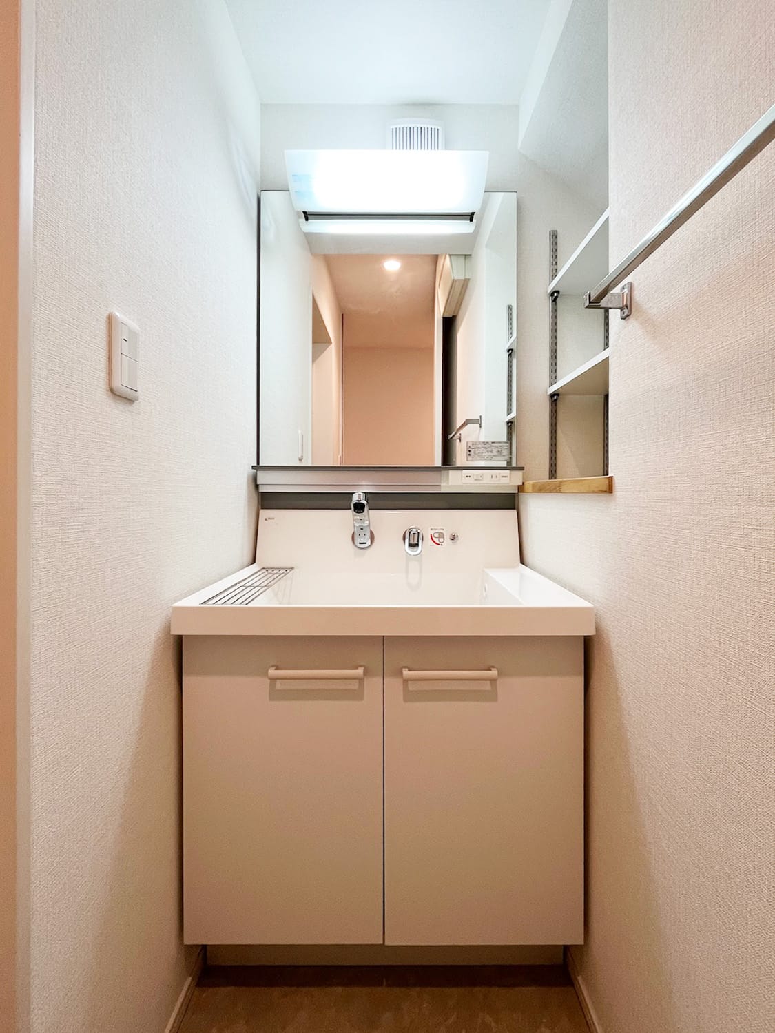 洗面設備　1階洗面脱衣室