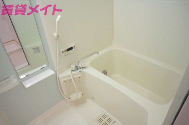 バス・シャワールーム　同タイプの部屋写真です