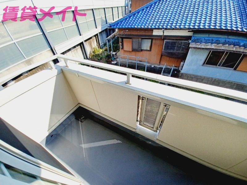 バルコニー　同タイプの部屋写真です