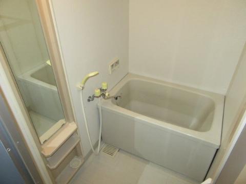 マンション菱永　バス・シャワールーム　浴室