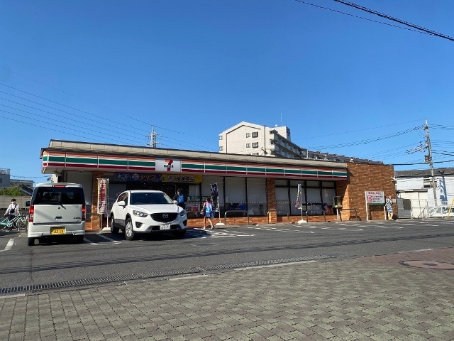 コンビニ　セブンイレブン東大和立野４丁目店（コンビニ）まで540m