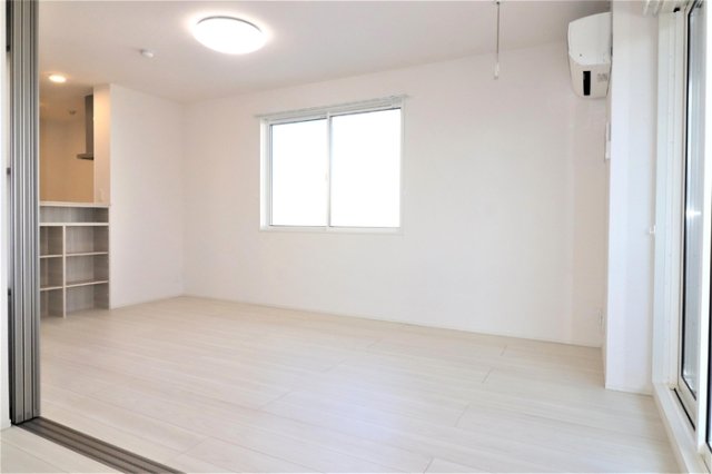 D-ROOMアプロ富士河口湖IIの居間写真