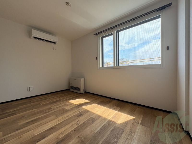 居室・リビング　広々としたリビングですね。使い勝手がよさそうですね！