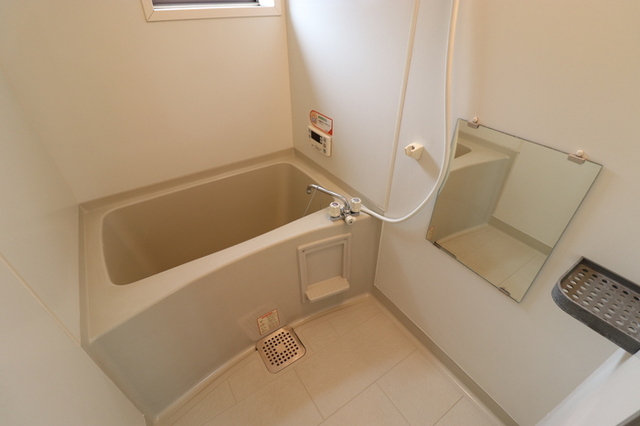 バス・シャワールーム　III１０２　浴室