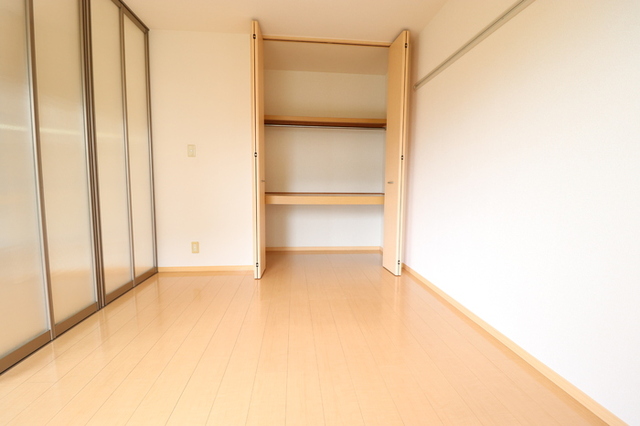 その他部屋・スペース　III１０２　南側洋室