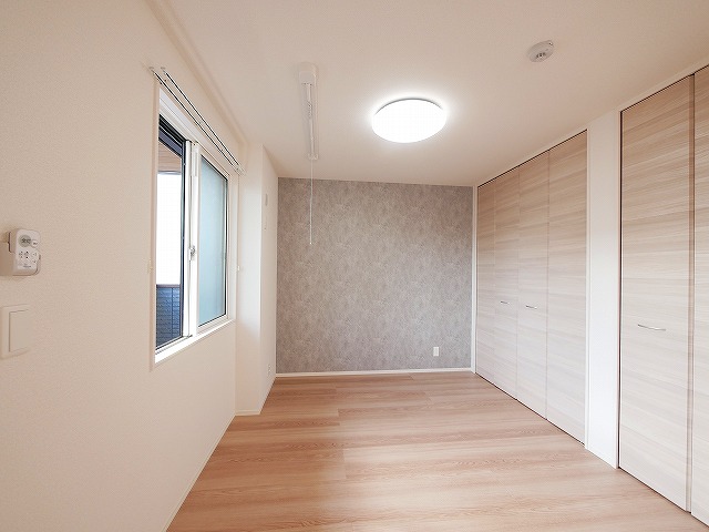 その他部屋・スペース　使い勝手のいい寝室です