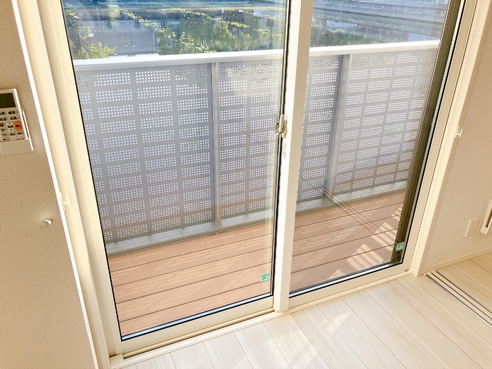 バルコニー　バルコニー