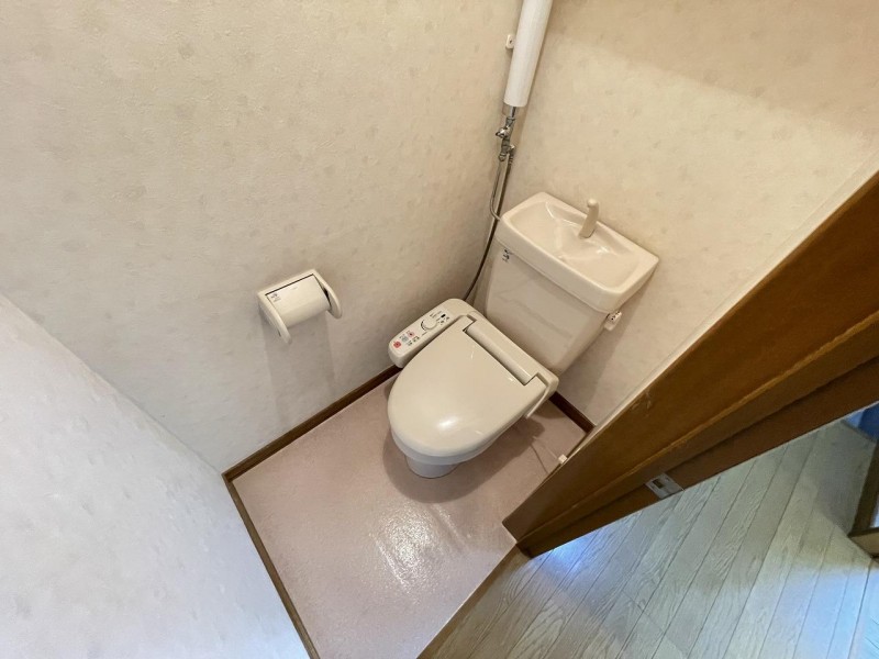 トイレ　トイレ