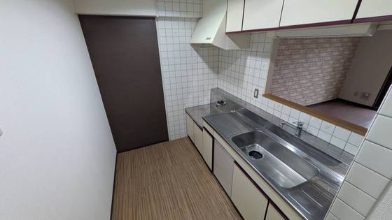 キッチン　※他号室の写真です。