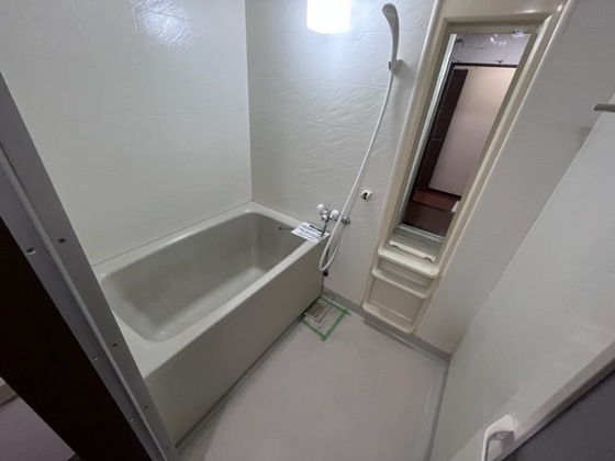 バス・シャワールーム　※他号室の写真です。