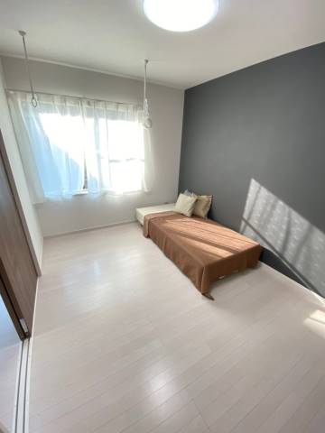 セキュリティ　モデルルーム写真です。家具はサンプルです。