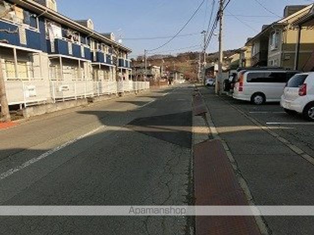 その他　周辺道路（その他）まで0m