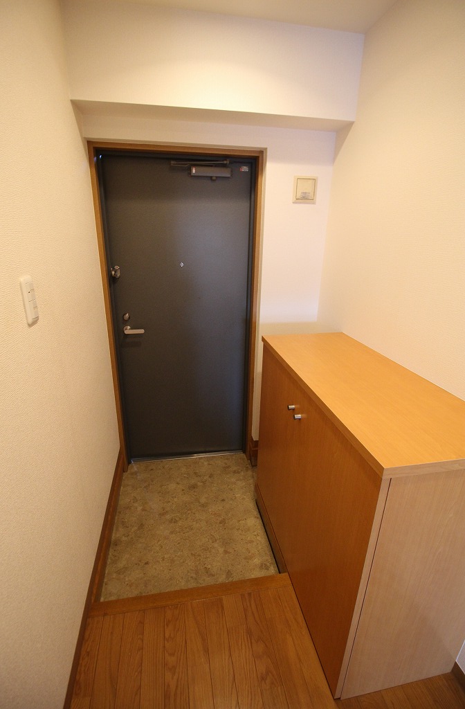 玄関　別の部屋の写真です