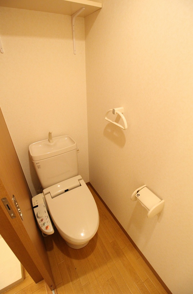 トイレ　別の部屋の写真です