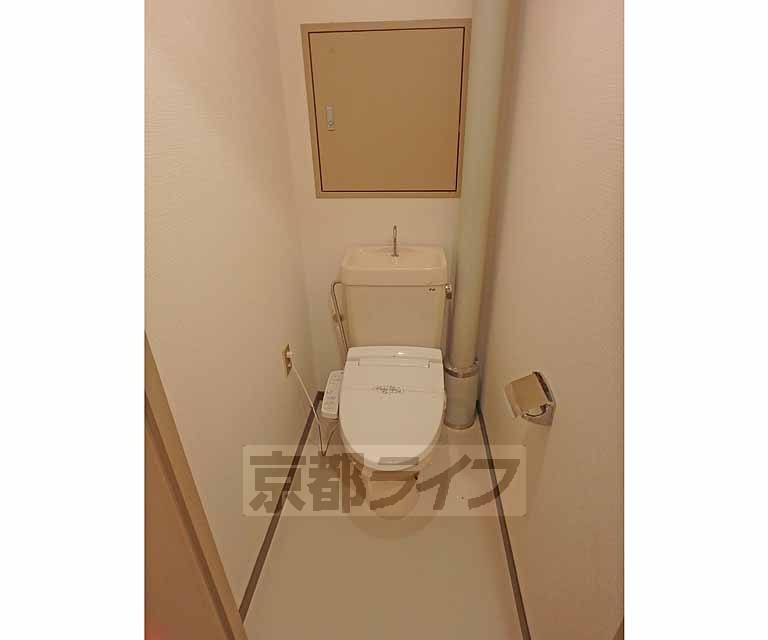 トイレ　洗浄機能付きトイレです。