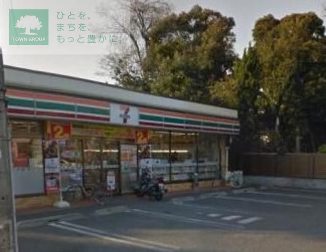 コンビニ　セブンイレブン江戸川篠崎5丁目店（コンビニ）まで210m
