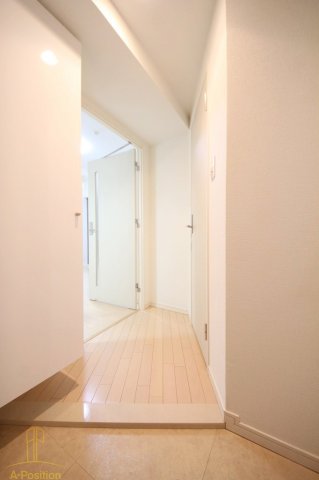 玄関　レジディア谷町